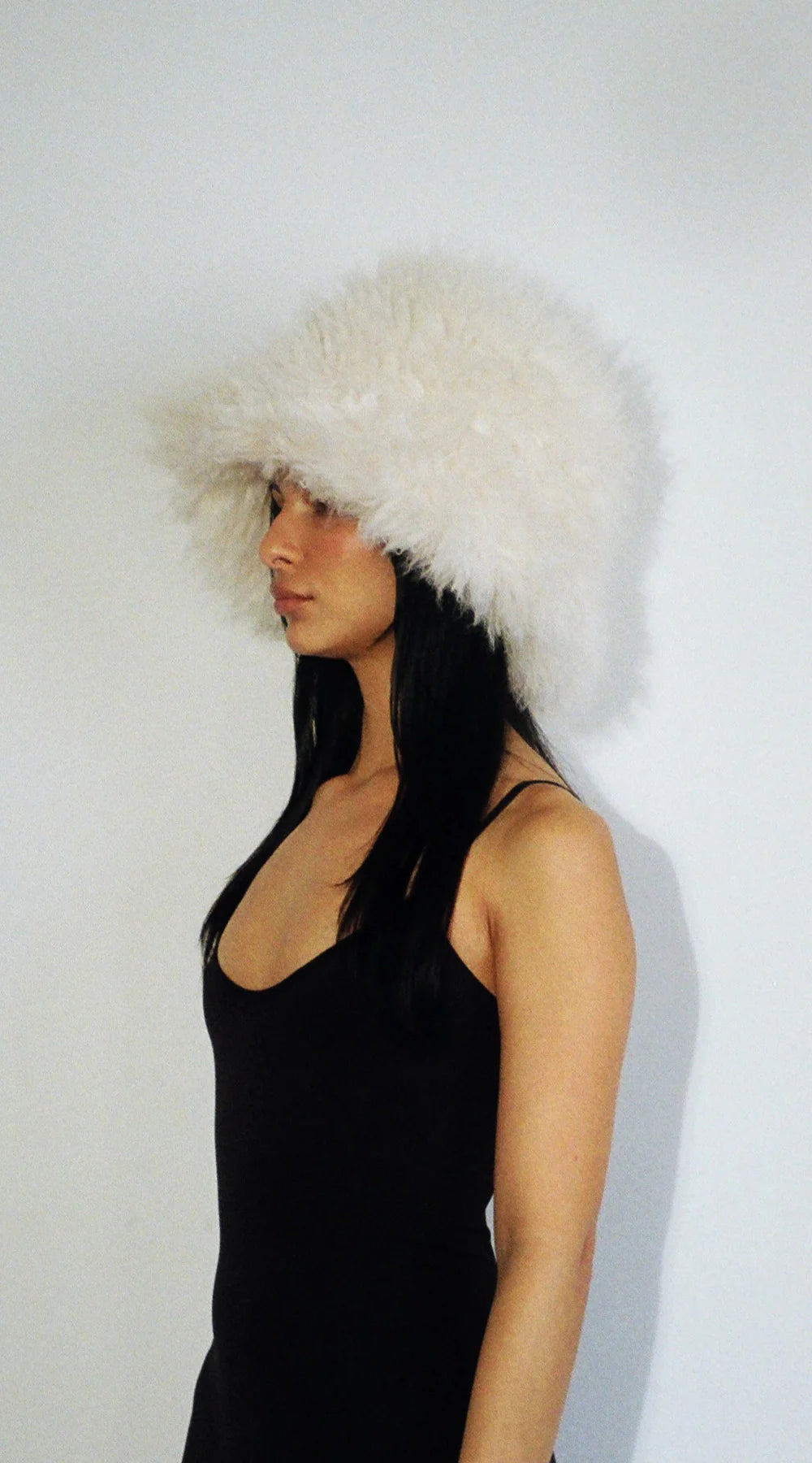 Shaggy Bucket Hat- Off White