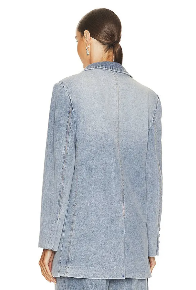 Agnes Blazer