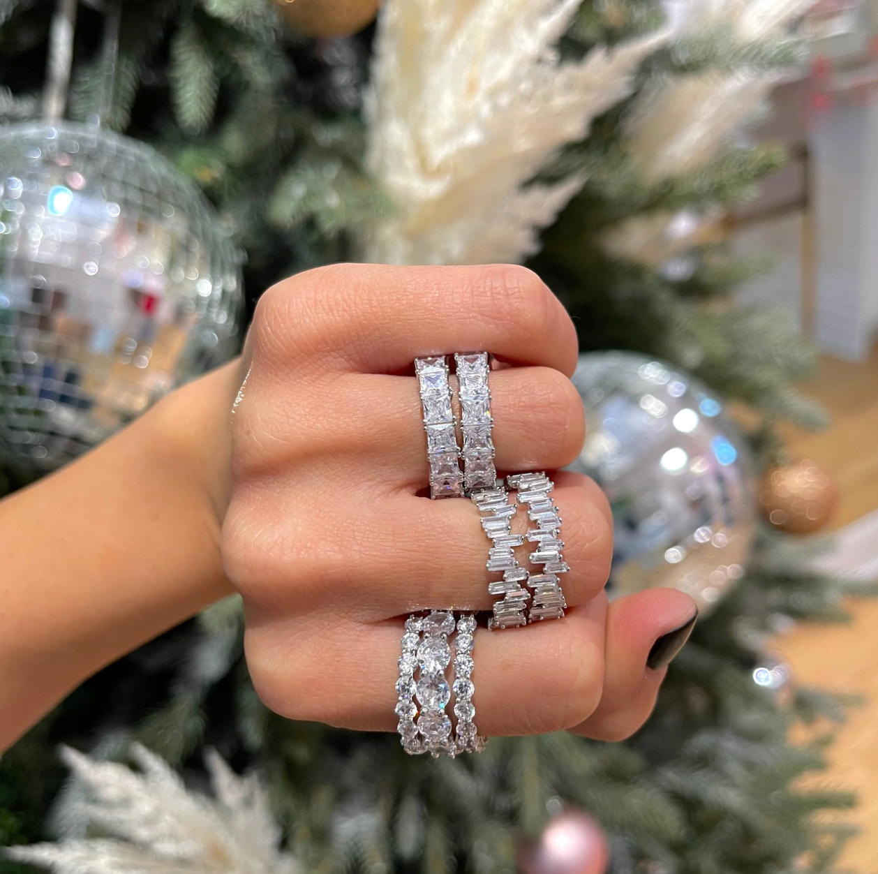 Scattered Baguette Eternity Band