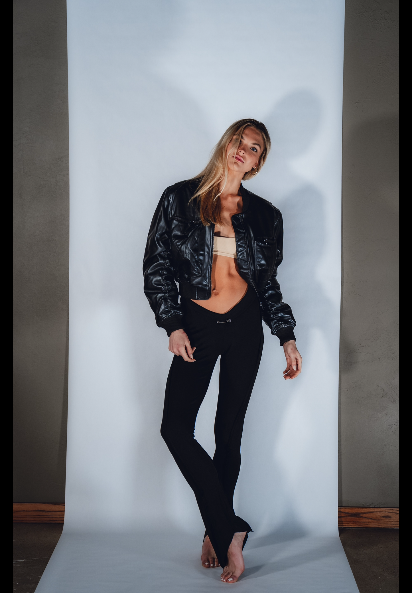 Black Ribbed V Waist Pant
