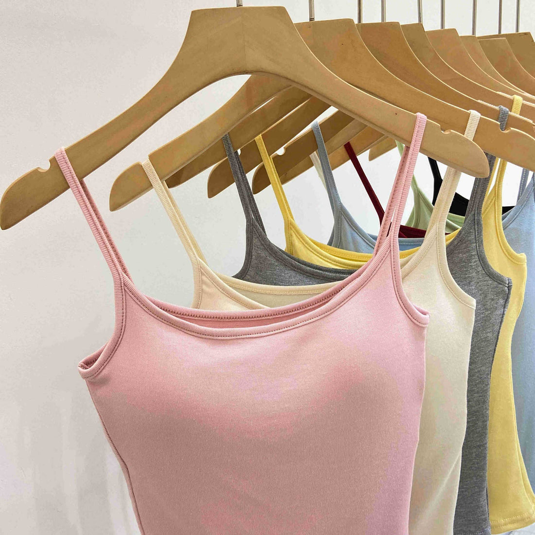 Women’s Padded Sleeveless Crop Tank Top: Yellow / Missy / S