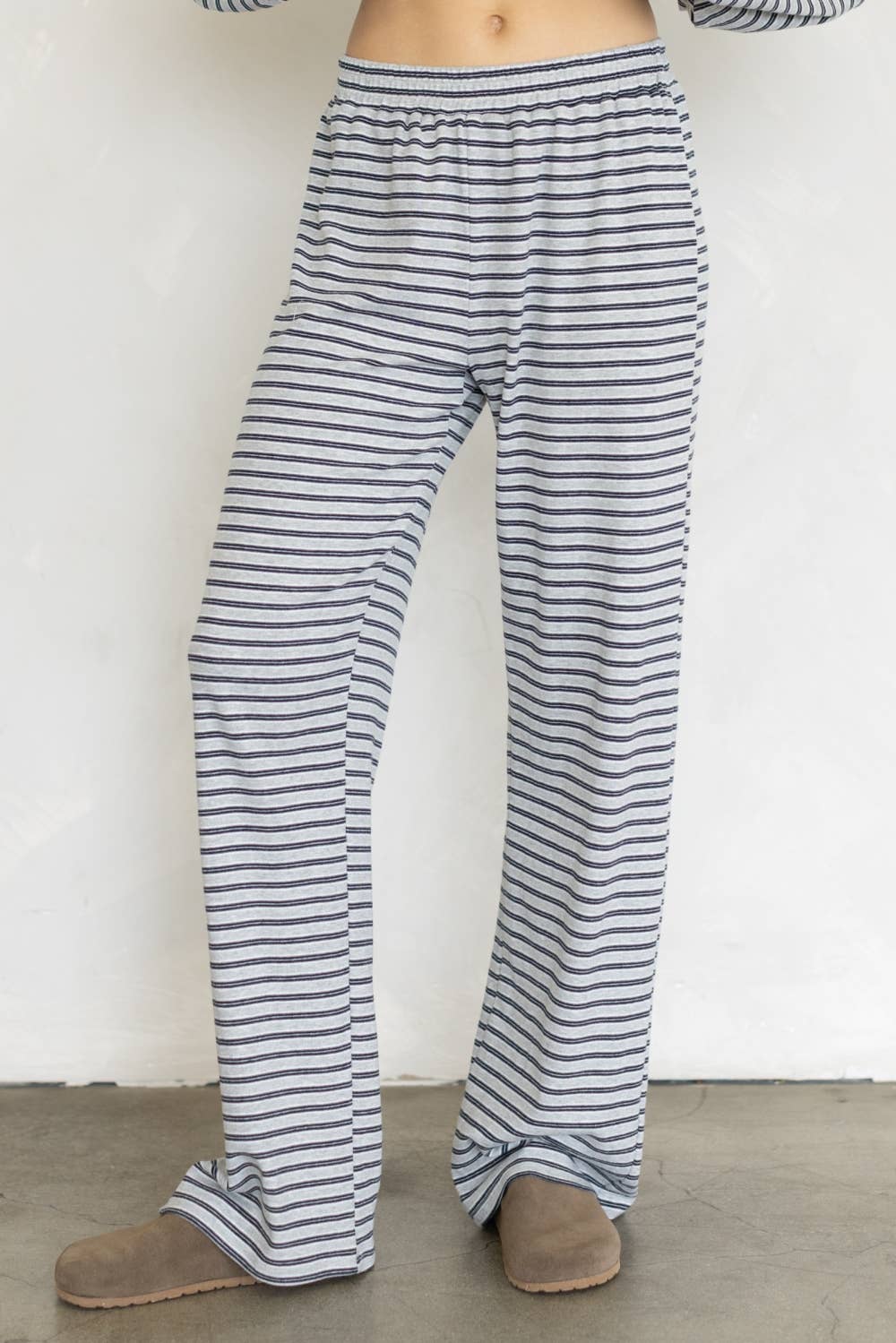 Lorenze Pants: GREY MULTI / S