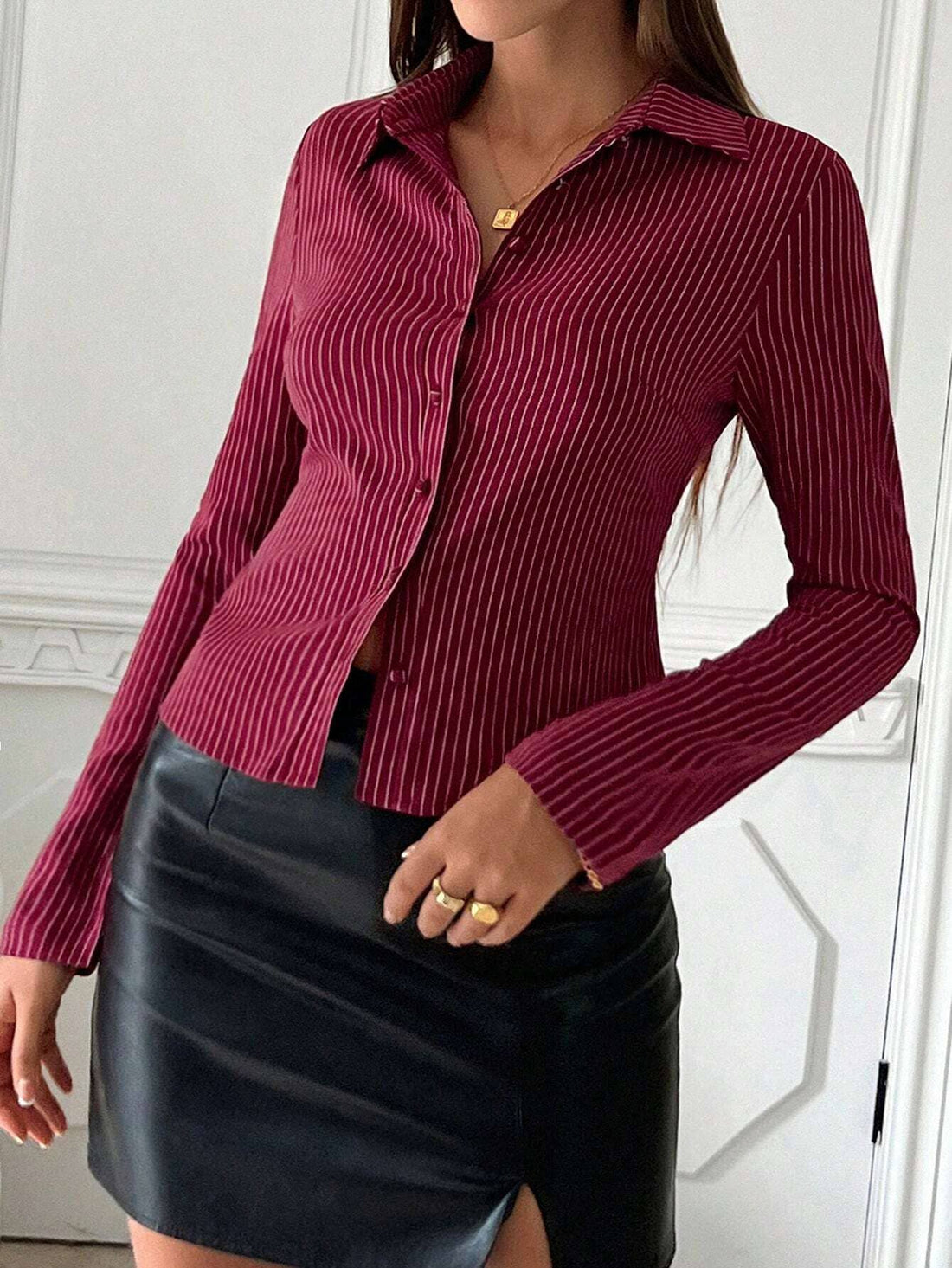 Casual Striped Shirt: Gray / Missy / M