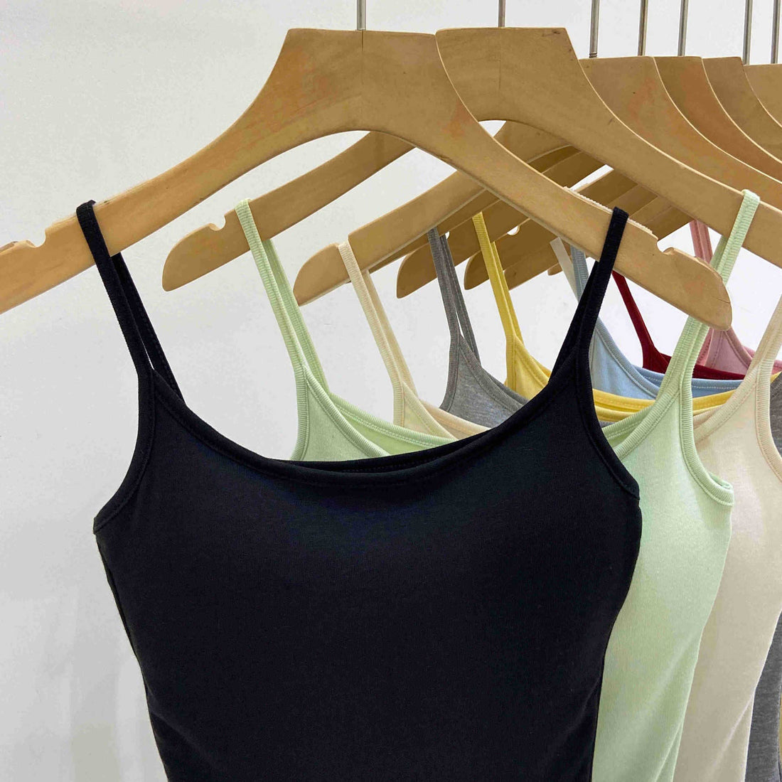 Women’s Padded Sleeveless Crop Tank Top: Yellow / Missy / S