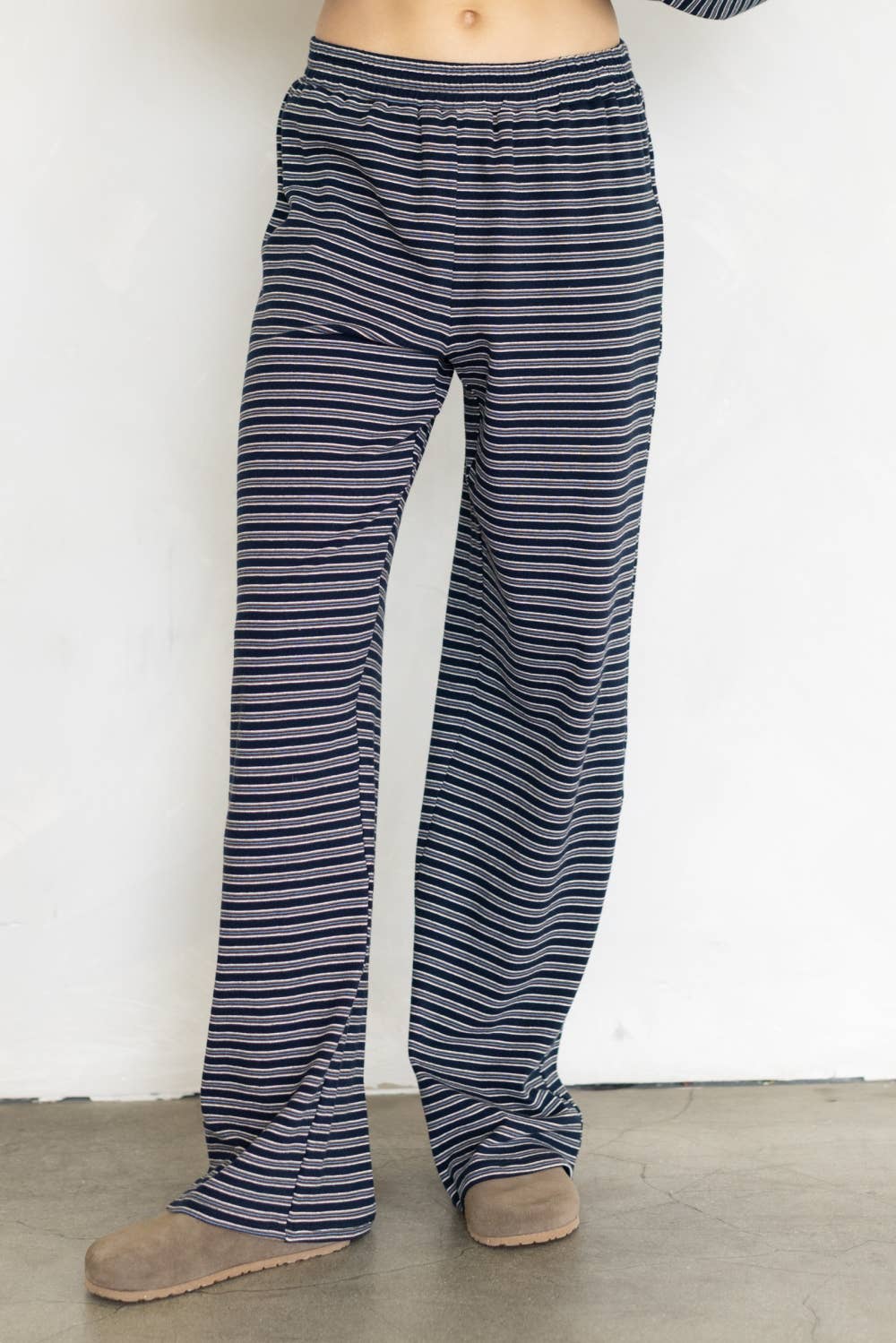Lorenze Pants: GREY MULTI / S
