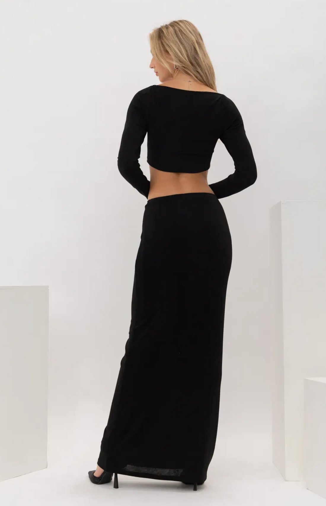 Square Neckline Long Sleeve Crop Top